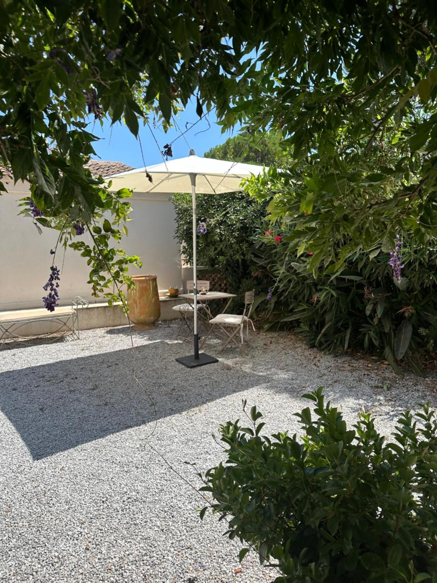 La Glycine Tropézienne Saint-Tropez Esterno foto